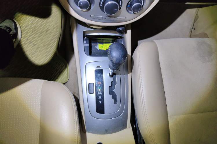 Used Buick Excelle 2011 1.6LX-AT
