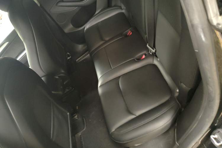 Used Tesla Model Y 2024 Rear-Wheel-Drive Version
