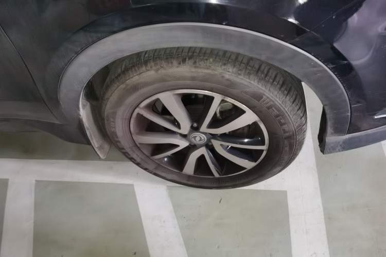 Used Dongfeng Fengon 580 2017 1.5T Manual Luxury Model
