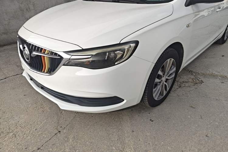 Used Buick GT 2018 18T Automatic Elite Model