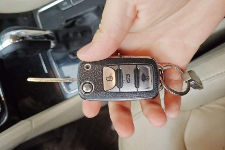 Used Volkswagen Passat 2013 1.8TSI DSG Prestige Edition Vehicle Key