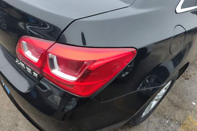 Used Chevrolet Cruze 2015 1.5L Classic SL MT
