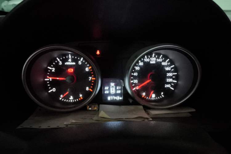 Used Haval H6 2011 2.0L Manual Two-Wheel Drive Elite Version