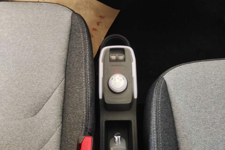 Used Chery QQ QQ Ice Cream 2022 120km Conical Shape Lithium Iron Phosphate