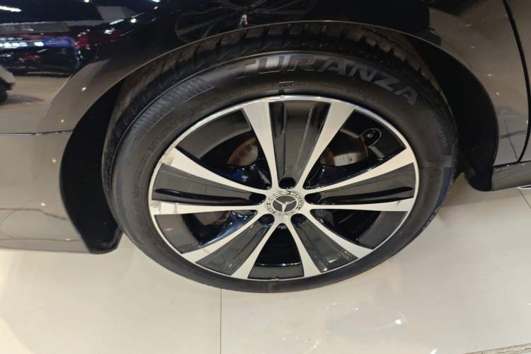 Used Mercedes-Benz E-Class New Energy 2022 Second Facelift E 350 e L Plug-in Hybrid Sports Sedan
