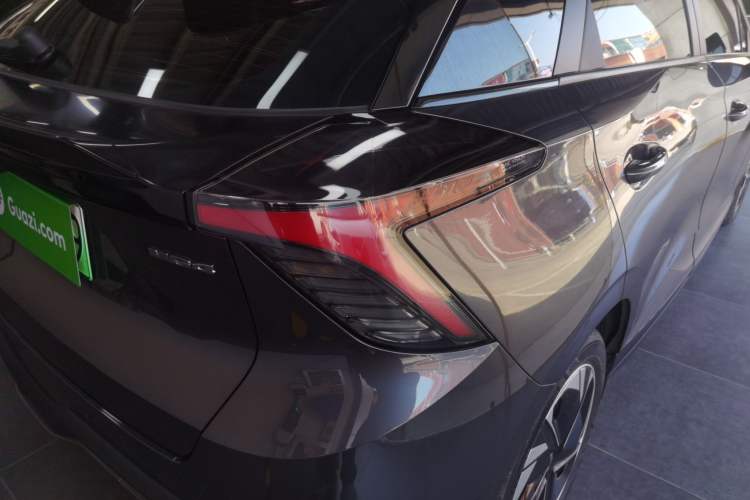 Used MG 4 EV 2023 415 km Range Sea-Faring Champion Edition