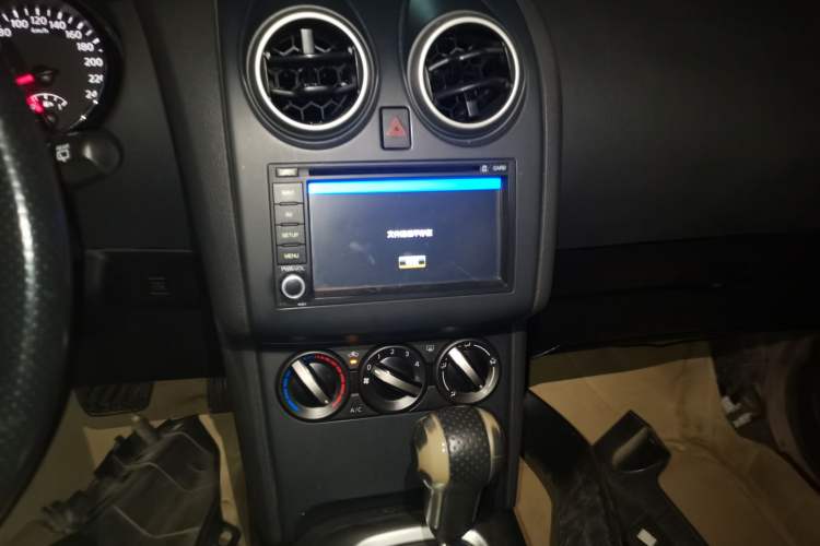 Used Nissan Qashqai 2012 2.0 XL Fire CVT 2WD
