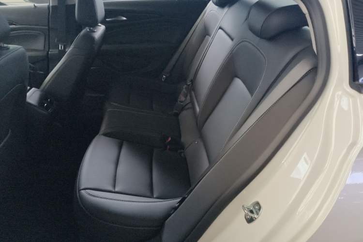 Used Buick Regal 2024 25T Deluxe Edition
