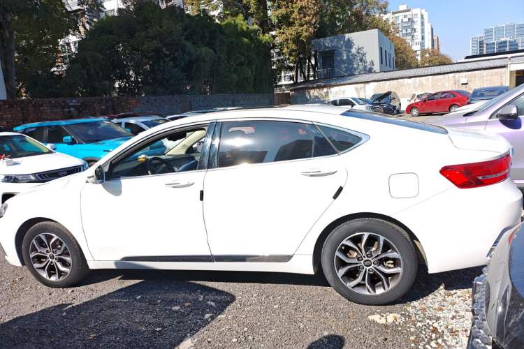 Used Geely Auto Emgrand GT 2017 2.4L Luxury Model
