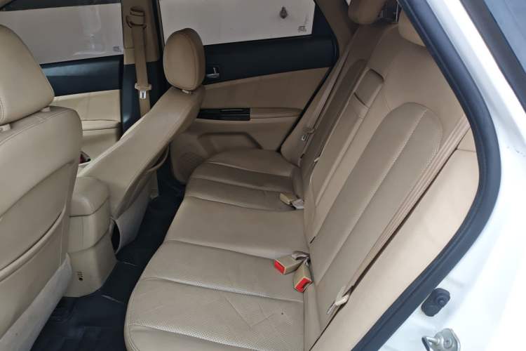 Used CHANGAN Eado 2015 1.6L Automatic Luxury Model