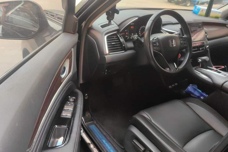 Used Honda Avancier 2017 240TURBO Two-Wheel Drive Luxury Edition