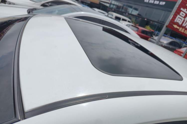 Used Geely Auto Vision 2017 1.5L Manual Happiness Edition Roof