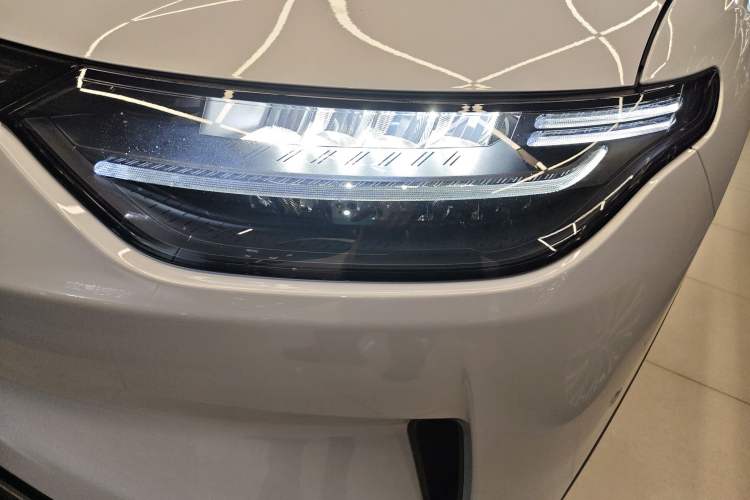 Used Leapmotor C11 2021 Revised Version Luxury Edition Left Front Headlight