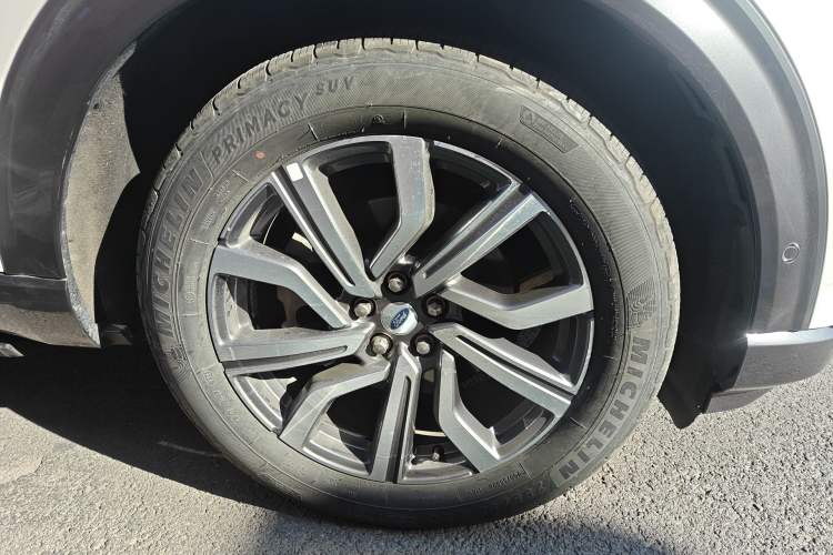 Used Ford Explorer 2023 EcoBoost 285 Four-Wheel Drive Titanium Edition 6 Seats
