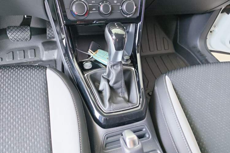 Used Volkswagen Tacqua 2021 1.5L Automatic Yue Zhi Lian Edition Gear Lever