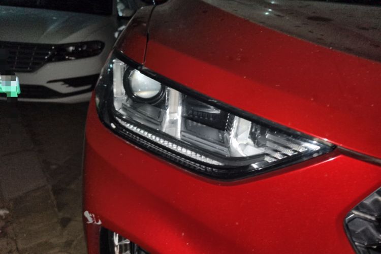 Used Wey VV5 2017 2.0T Flagship Edition Right Front Headlight