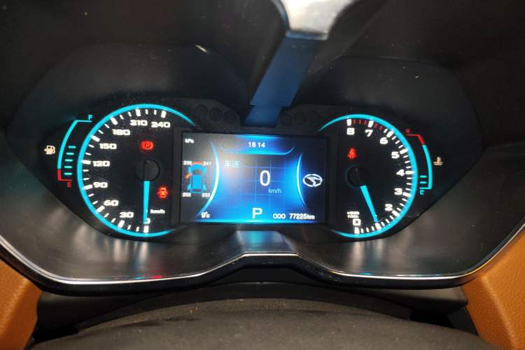 Used Soueast DX7 2017 1.5T Automatic Luxury Model
