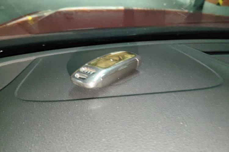 Used Audi A4L 2018 30th Anniversary Edition 40 TFSI Fashion Model
