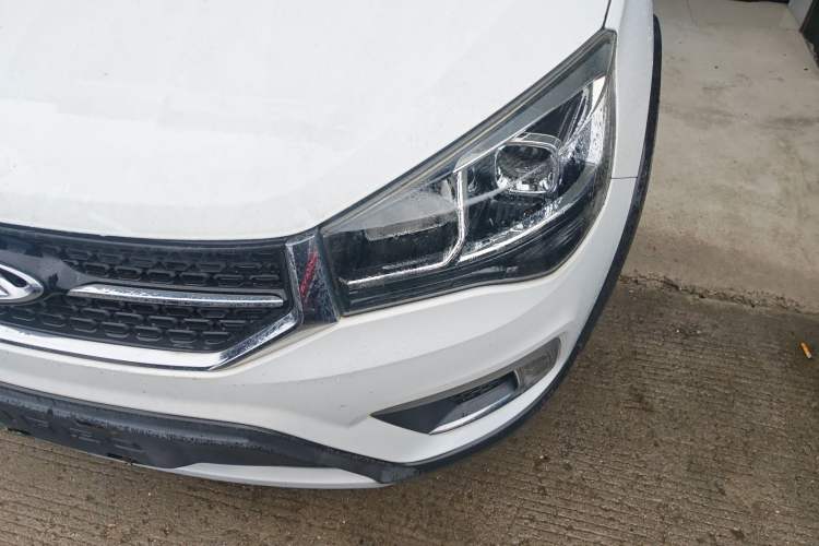 Used Chery Tiggo 3X 2020 Quality Edition 1.5L Manual Luxury Version Left Front Headlight