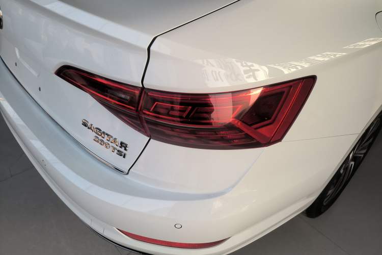 Used Volkswagen Sagitar 2020 280TSI DSG Luxury Version China VI Standard
