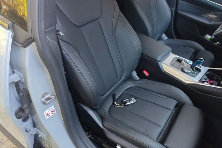 Used BMW i4 2022 eDrive40
