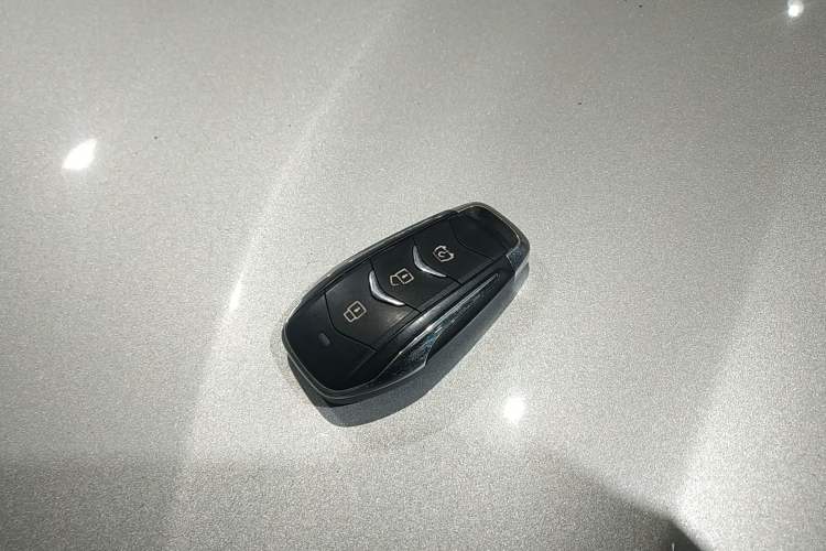 Used Landian E5 2023 1.5L DE-i 100KM Enjoyment Version 5 Seats