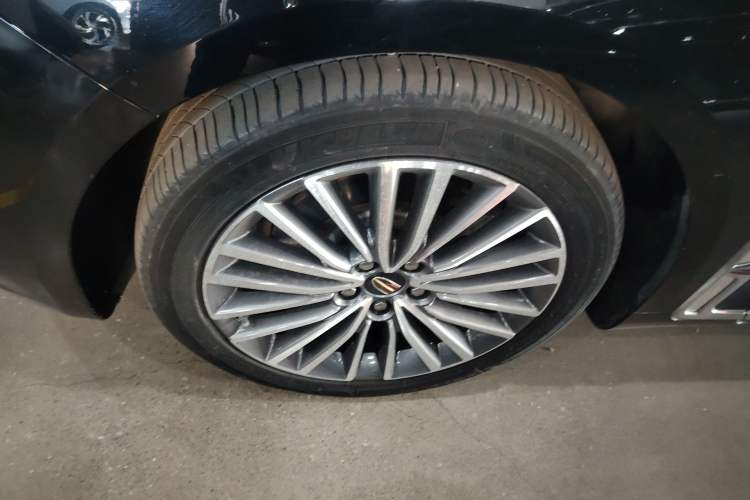 Used Hongqi H9 2020 2.0T Smart Connect Flagship Edition
