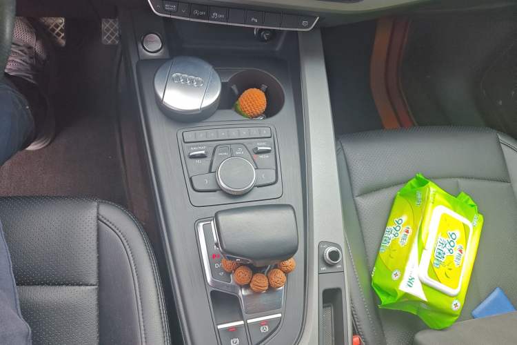 Used Audi A4L 2017 Plus 40 TFSI Ambition Model