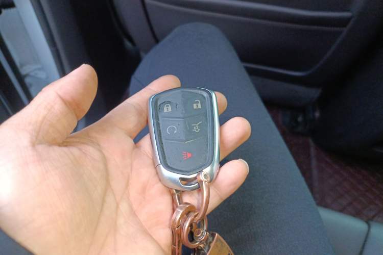 Used Cadillac XT5 2022 2.0T Four-Wheel Drive Premium Edition Interior 1