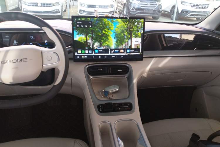 Used Geely Galaxy Geome 2025 310km Dream Edition
