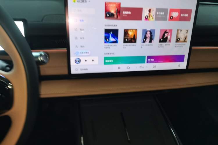 Used Geely Galaxy Galaxy 8 2025 130km EM-i Prestige Edition