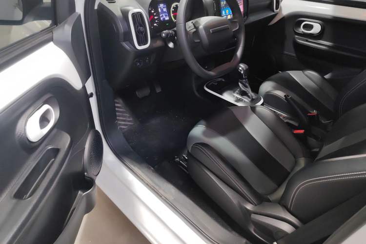 Used Roewe Clever 2022 311km QiQi BoBo Edition
