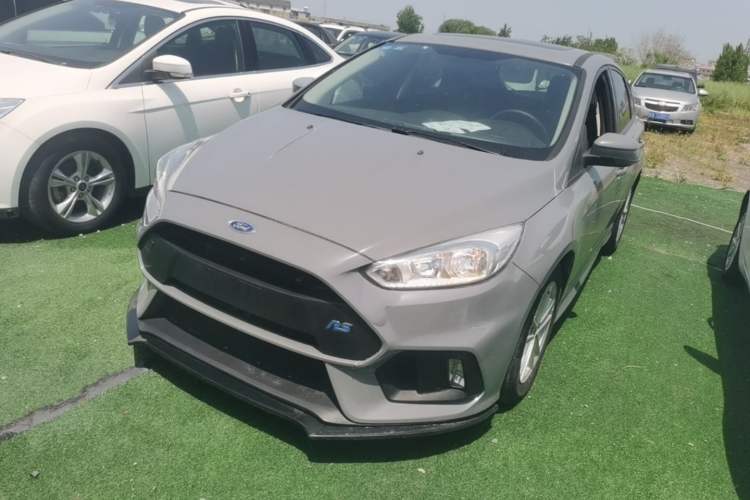 Used Ford Focus 2018 Hatchback Classic 1.6L Automatic Trendy SmartDrive Edition