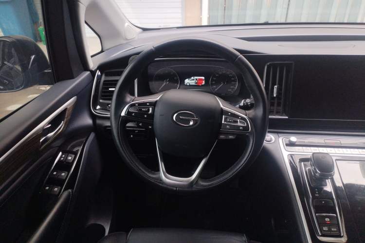 Used GAC Trumpchi M8 2023 Lingxiu Series 390T Deluxe Edition Steering Wheel