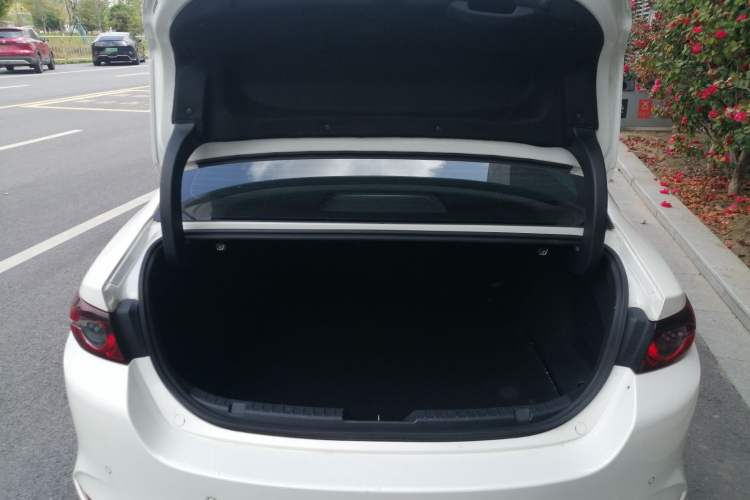 Used Mazda 3 Axela 2023 2.0L Automatic Zhiqing Edition
