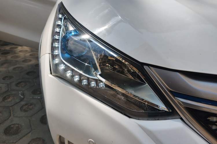 Used BYD Song New Energy 2017 Song DM 1.5TID All-Wheel Drive Luxury Model