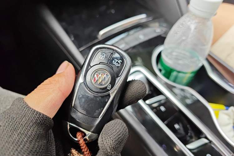 Used Buick Regal 2020 552T Luxury Version
