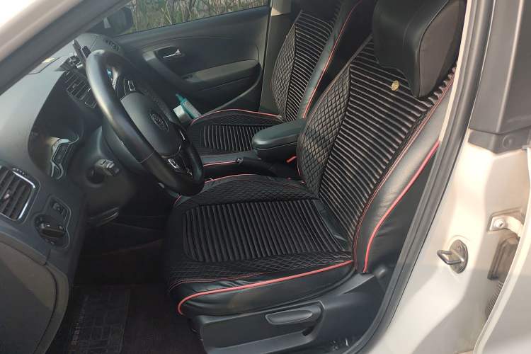 Used Volkswagen Polo 2016 1.6L Automatic Comfort Model Left Front Seat