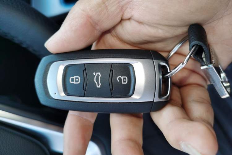 Used Geely Auto Emgrand GL 2018 1.8L DCT Elite Smart Connectivity Version Vehicle Key