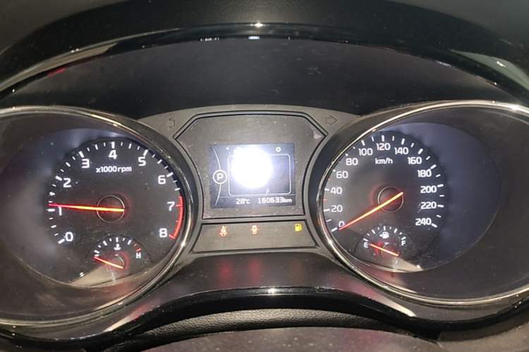 Used Kia Carnival 2015 3.3 GDI Luxury Edition China IV Standard
