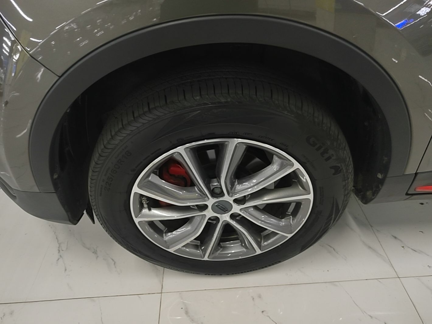 Geely Auto Emgrand X7 Sport 2021 1.8TD DCT Two-Wheel Drive Asian Games Comfort Edition — снимка 10
