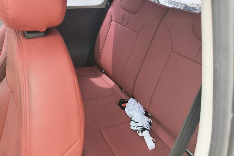 Used CHANGAN NEVO Lumin 2025 205km Refreshing Edition Left Rear Seat