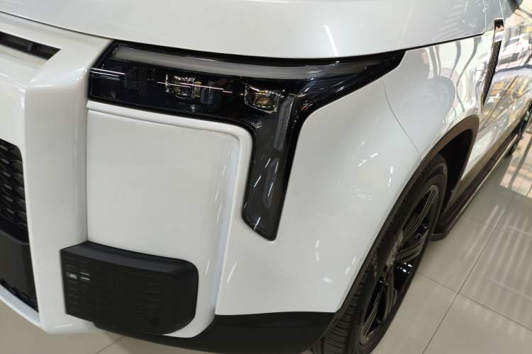 Used Polestones 01 2023 All-Purpose 7-Seater Version
