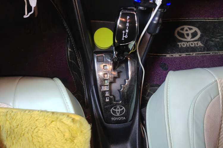 Used Toyota YARiS L Zhi Xuan 2015 1.5E Automatic Charm Edition