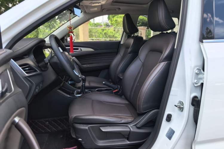 Used CHANGAN CS35PLUS 2019 1.6L Manual Chuanlian Edition