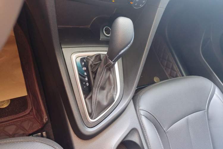 Used Buick GT 2021 Revised Version Flagship 1.5L Automatic Elite Edition Gear Lever