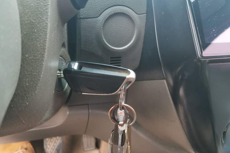 Used Nissan Sunny 2015 1.5XE Manual Comfort Edition