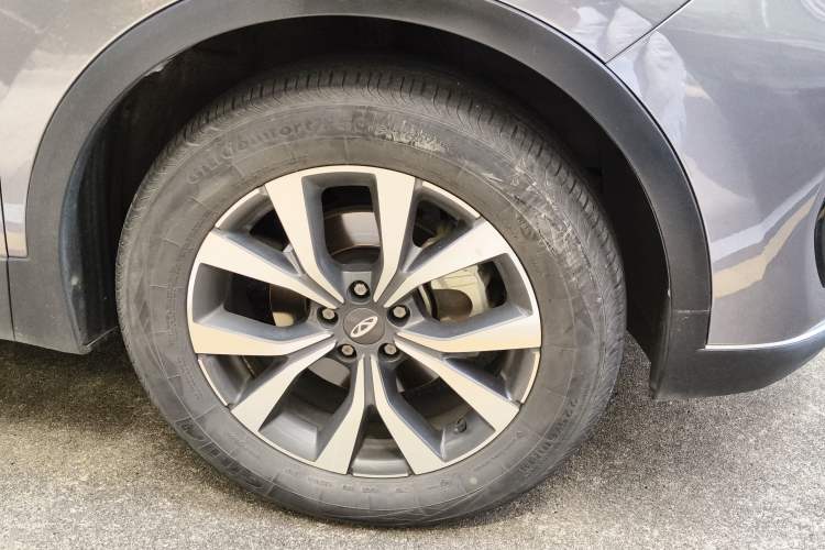 Used Chery Tiggo 7 PLUS 2021 1.5T CVT 48V Prestige Version Right Front Wheel Hub