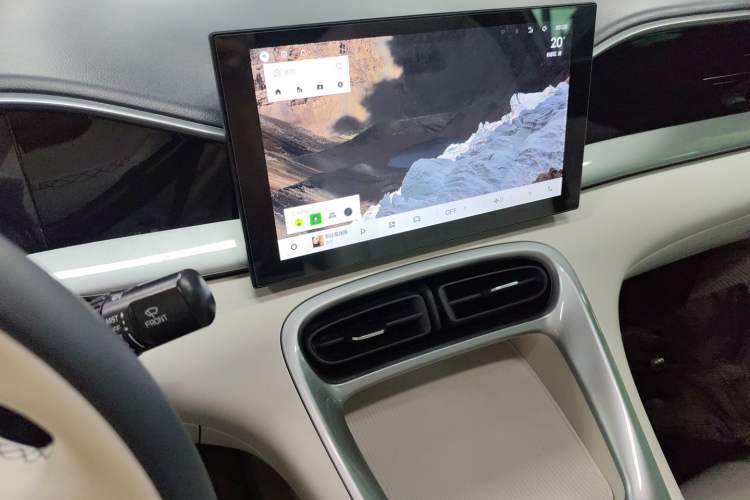 Used Geely Galaxy Geome 2025 310km Youth Edition Audio And AC Panel