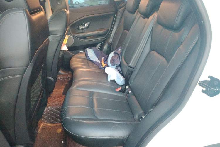 Used Land Rover Range Evoque 2016 2.0T SE PLUS Smart Enjoyment Edition
